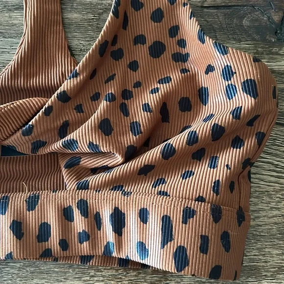🎀NWT BEACH RIOT brown spotted sports bra small - Picture 6 of 10
